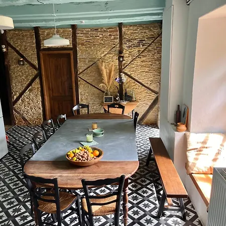 De Charme En Pierre Pour 12 Personnes En Dordogne, Piscine Privee
